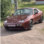 Porsche 928